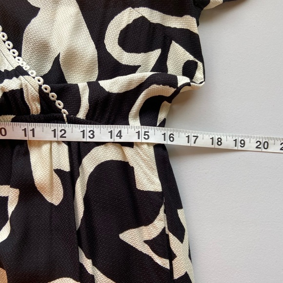 Farm Rio Sinead Jumpsuit Heart Print Sz Large Black Valentines Wide Leg Chic - Picture 9 of 14